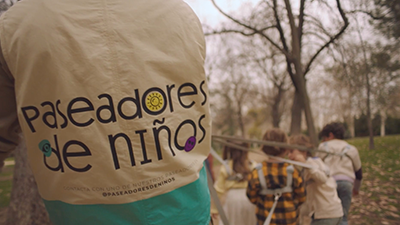 Paseadores de Niños